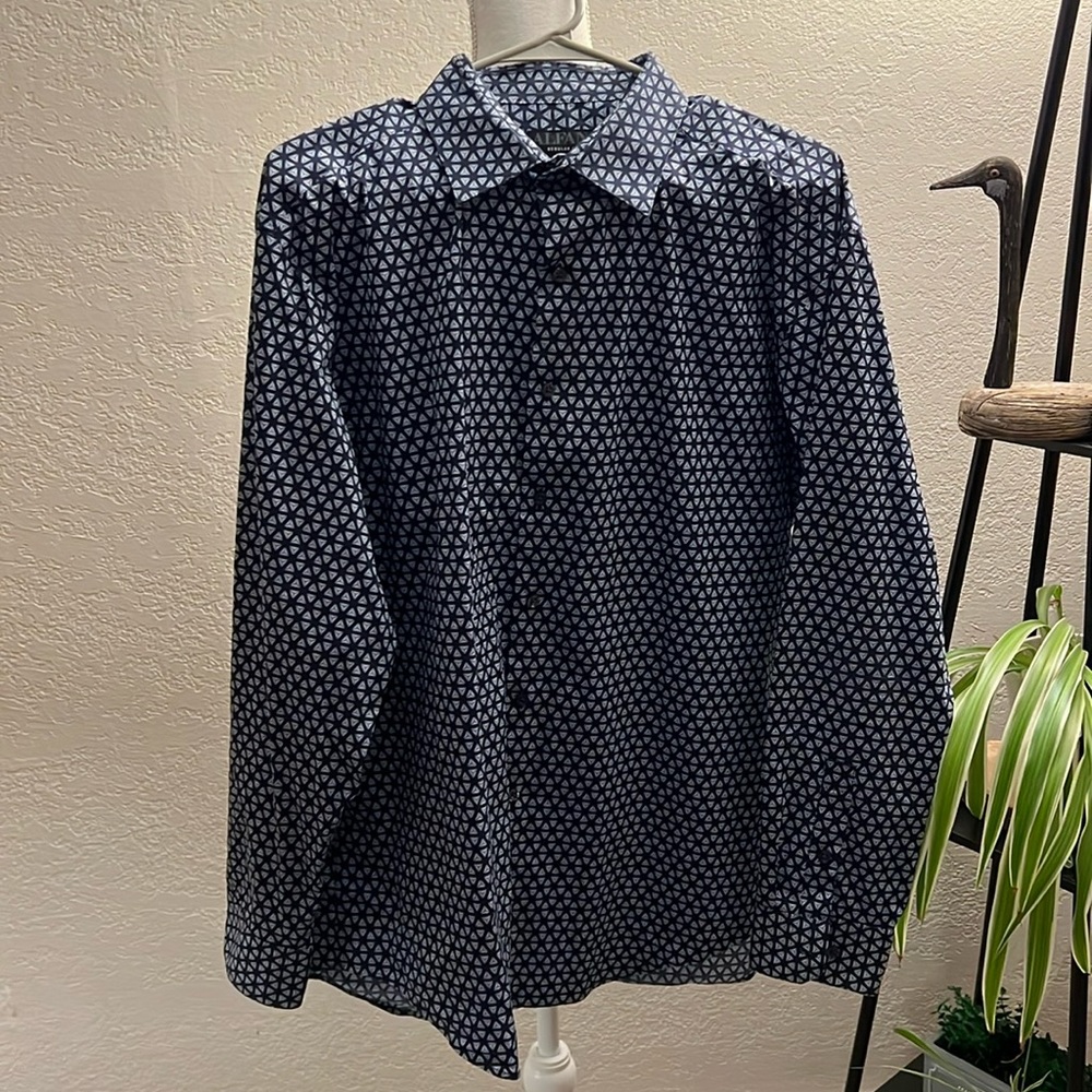 Alfani | long sleeve dress shirt | L (16-16 1/2 / 34-35)